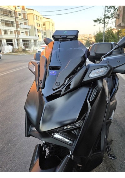 Motocam Yamaha Xmax Ön Cam 2023-2026 Model 36cm Siyah Renkli 4mm Sportif
