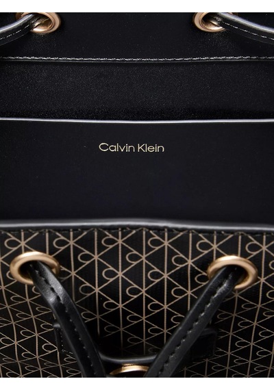 Calvin Klein Kadın Emblem Aop Mini Sırt Çantası-14748 Siyah