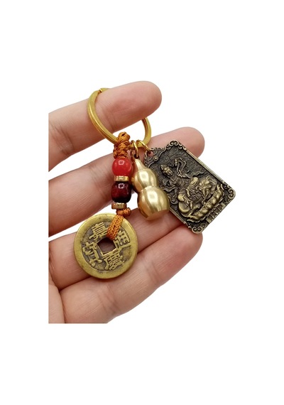 Dünyadan Hediyeler Feng Shui Metal Anahtarlık Üçlü Figür No.1