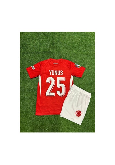 Türkiye Euro 2024 Yunus Akgün İç Saha Çocuk Forması Kırmızı Çok Renkli