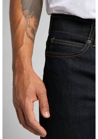 Lee Slim Fit Dar Kesim Normal Bel Extreme Motion Erkek Siyah Jean Denim Kot Pantolon L72ASO36 Koyu Mavi