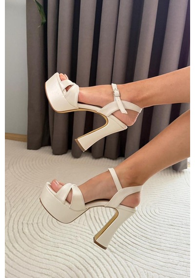 Preshley Kadın Katina Sedef Beyaz 12 Cm Platform Topuklu Ayakkabı Beyaz