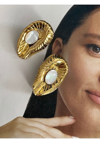 Pinery Jewels İncili Oval Paslanmaz Çelik Kadın Küpe Çifti Altın