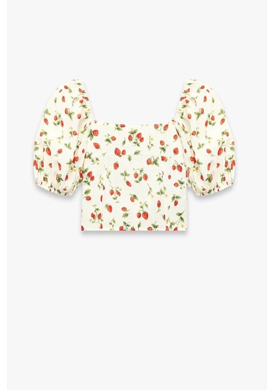 Koton Kız Çocuk Keten Viskon Karışımlı Gipeli Slim Fit Poplin Kare Yaka Crop Balon Kollu Çilek Desenli Bluz Kirmizi