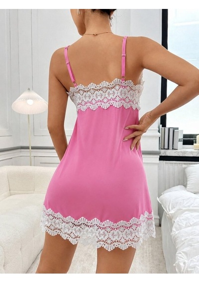 Butik İstanbul Kadın Ip Askılı Yaka Dantel Detaylı Kısa Viskon Gecelik Bordo