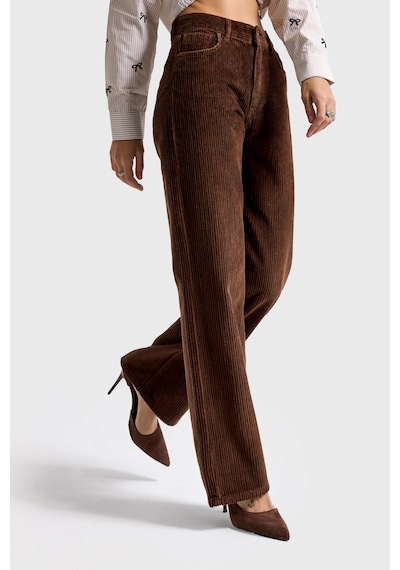 Itsbasic Kadın Kahverengi Doris 26w5-42 Straight Fit Yüksek Bel İç Boy 80cm Kalın Fitilli Kadife Velvet Kumaş Pantolon