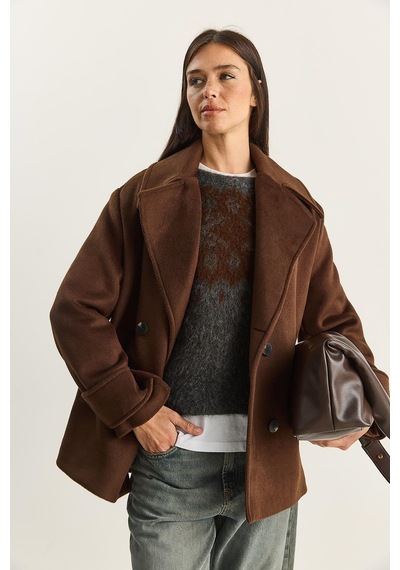 Shade Kadın Kruvaze Yaka Astarlı Kısa Oversize Kaşe Kaban 3508 60283850 - Acı Kahve Kahverengi Shade Kadın Kruvaze Yaka Astarlı Kısa Oversize Kaşe Kaban 3508 60283850 - Acı Kahve Kahverengi