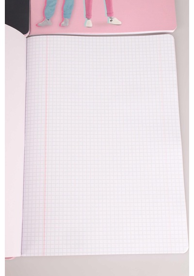 Dekomus İle Lisanslı Barbıe Tekli A4 60 Yaprak Kareli Defter