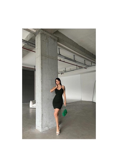 Kadın Trend Model Krep Kumaş V Yaka Kemerli Mini Askılı Elbise Haki