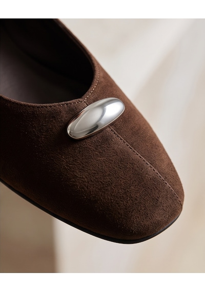 Futsishoes Dove Kahverengi Hakiki Deri Metal Detaylı Kadın Babet Ayakkabı