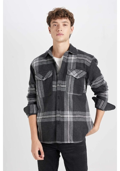 DeFacto Regular Fit Polo Yaka Kareli Oduncu Flanel Uzun Kollu Gömlek D6027AX24AUBK81 Siyah DeFacto Regular Fit Polo Yaka Kareli Oduncu Flanel Uzun Kollu Gömlek D6027AX24AUBK81 Siyah