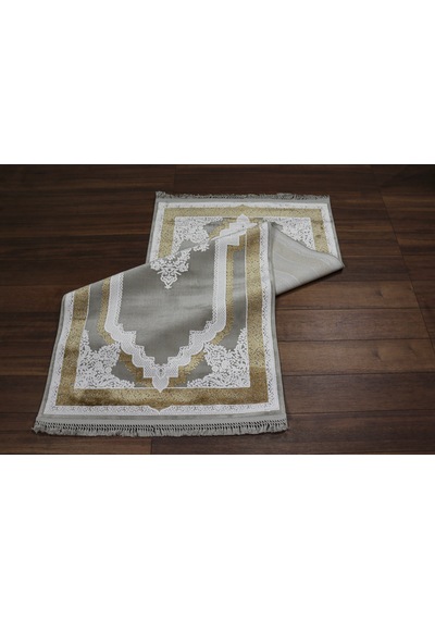 Nostalji Seri Gold Çerçeveli Klasik Motifli Altı Kaymaz Makine Dokuma Halı 13417-835 Beyaz