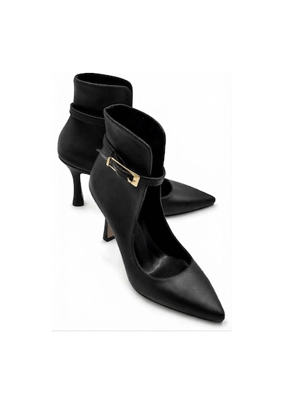 Preshley Kadın Neva Siyah Sivri Burun İnce Topuklu Kemer Detaylı Pencereli Şık Kadın Bot & Stiletto Preshley Kadın Neva Siyah Sivri Burun İnce Topuklu Kemer Detaylı Pencereli Şık Kadın Bot & Stiletto