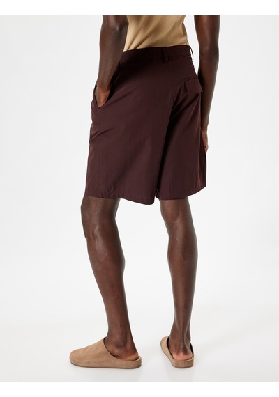 Koton Kumaş Şort Oversize Pileli Chino Düğmeli Cep Detaylı Kahverengi 4sam40179hw Kahve Kahverengi
