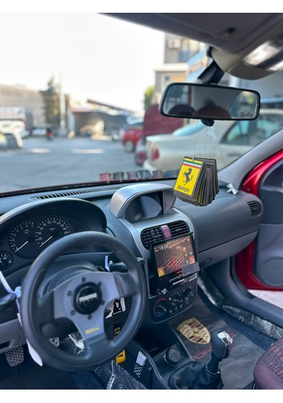 Kare Sarı Ferrari 30'lu Zincir Dahil Asma Koku Seti 001