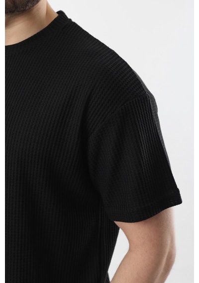 Madmext Siyah Bisiklet Yaka Erkek T-shirt E7127 Siyah
