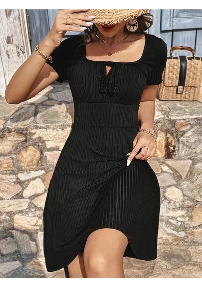 Efnaz Style Kadın Kısa Kollu Kare Yakalı Bağcıklı Kaşkorse Elbise Siyah