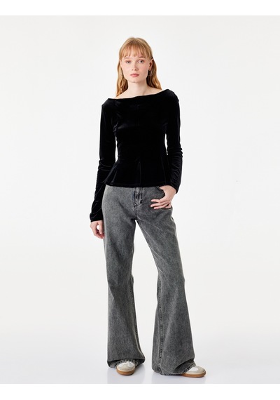 Koton Kadife Slim Fit Kayık Yaka Uzun Kollu Tişört Siyah 7wal10032ık