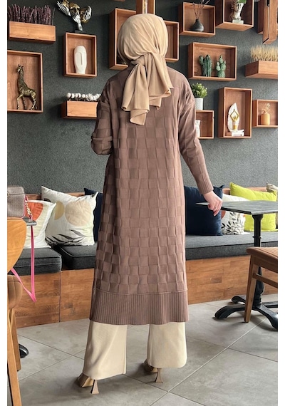 Rabia Şamlı Dama Desenli Sütlü Kahve Triko Hırka Çok Renkli