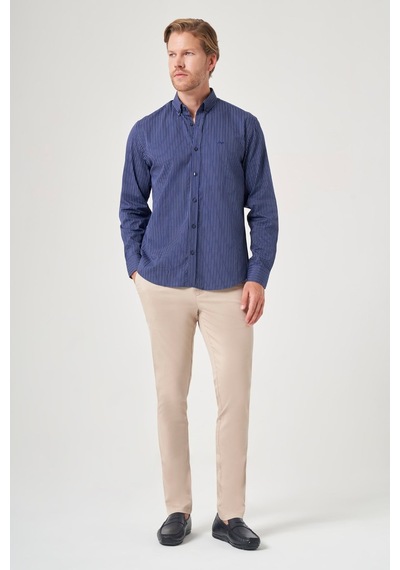 İmza Lacivert-beyaz Düğmeli Yaka Uzun Kol Cepli Comfort Fit %100 Pamuk Gömlek 1004260212 Lacivert - Beyaz