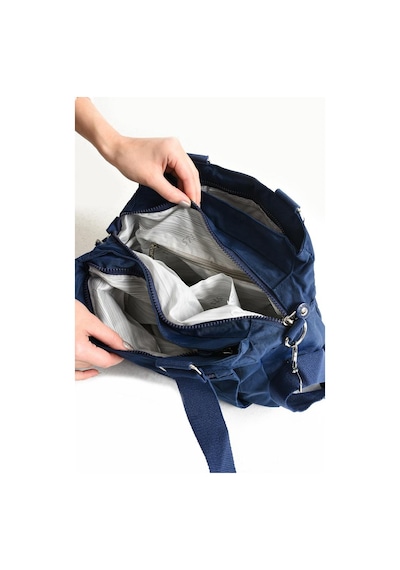 Baginn Kadın Omuz Çantası Çapraz Askılı Postacı Bayan Çantası 23 30 Cm İçi Astarlı Yağmur Geçirmez 001 Baginn Kadın Omuz Çantası Çapraz Askılı Postacı Bayan Çantası 23 30 Cm İçi Astarlı Yağmur Geçirmez 001
