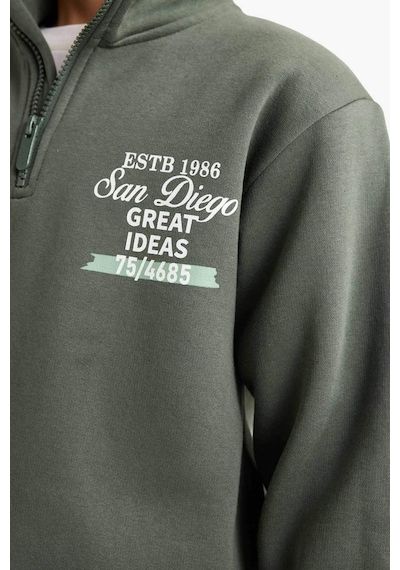 Defacto Erkek Çocuk Yarım Fermuarlı İçi Yumuşak Tüylü Baskılı Sweatshirt E9600a825aukh432 Haki-kh432