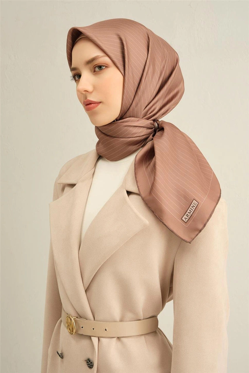Armine Klasik Desenli Saf İpek Sura Eşarp 9348d 36 KAhverengi