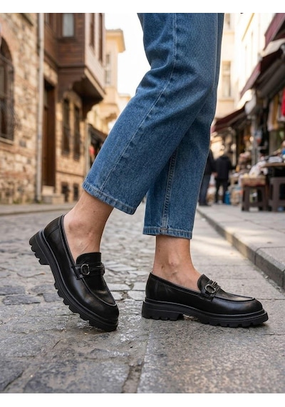 Fort Ventes 35837 Siyah Açma Toka Detaylı Rahat Loafer Kadın Ayakkabı