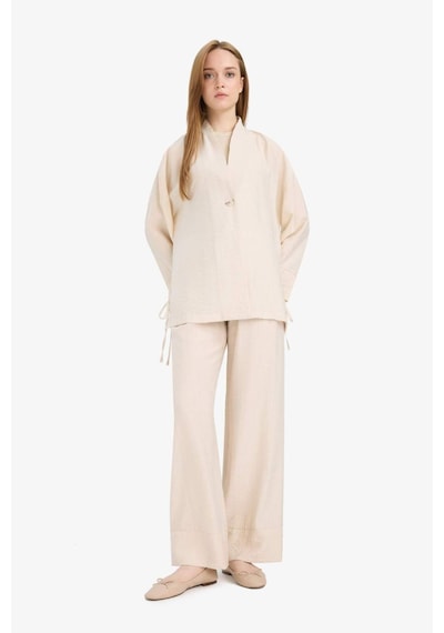 Defacto Wide Leg Esnek Belli Krinkıl Kumaş Geniş Paça Pantolon D7591ax25smbg74 Bej Defacto Wide Leg Esnek Belli Krinkıl Kumaş Geniş Paça Pantolon D7591ax25smbg74 Bej