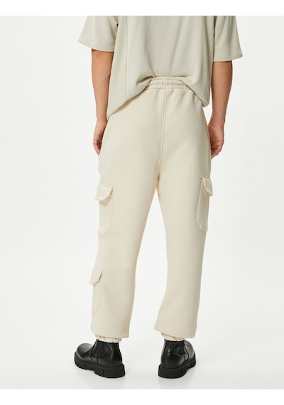Koton Kargo Eşofman Altı Jogger Beli Bağcıklı Cep Detaylı Bej 4wam40093mk 4WAM40093MK057 Ekru Koton Kargo Eşofman Altı Jogger Beli Bağcıklı Cep Detaylı Bej 4wam40093mk 4WAM40093MK057 Ekru