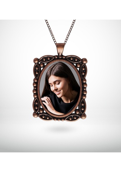 Bitmeyenkartus Kişiye Özel Fotoğraflı Otantik Eskitme Bakır Kolye (Model 9)