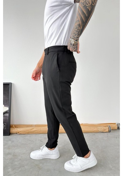Siyah Basic Regular Fit Kumaş Pantolon
