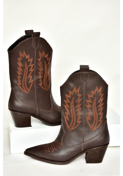 Fox Shoes T267655009 Kahverengi Kalın Topuklu Kadın Bot Kahverengi-suni Deri Kahverengi Fox Shoes T267655009 Kahverengi Kalın Topuklu Kadın Bot Kahverengi-suni Deri Kahverengi