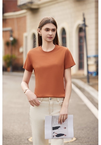 New Performance Premium Basic T-shirt %61,7 Pamuk %34,7 Polyester %3,6 Dut İpeği Turuncu New Performance Premium Basic T-shirt %61,7 Pamuk %34,7 Polyester %3,6 Dut İpeği Turuncu