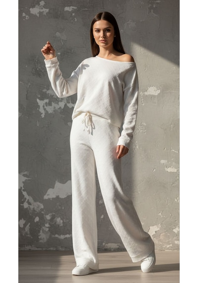 Kabartma Kalp Baskılı Omuz Dekolteli %100 Pamuk Pijama Takımı