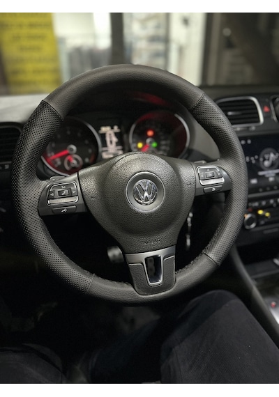 Volkswagen Jetta 2010-2015 F1 Aracınızın Direksiyonu Teyit Ediniz