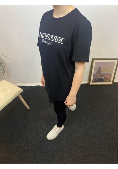 Kadın Bisiklet Yaka Oversize Fit Californıa Baskılı Tişort Spr24tsk304 Black Kadın Bisiklet Yaka Oversize Fit Californıa Baskılı Tişort Spr24tsk304 Black