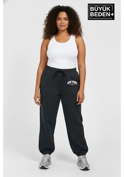 Süperlife Kadın Büyük Beden New York Paça Lastikli Rahat Kesim Jogger İnce Eşofman Altı Spr26beak951-5 Mavi Süperlife Kadın Büyük Beden New York Paça Lastikli Rahat Kesim Jogger İnce Eşofman Altı Spr26beak951-5 Mavi
