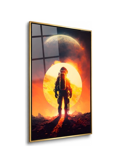 Güneş Önünde Yürüyen Astronot Gold Çerçeveli Cam Tablo