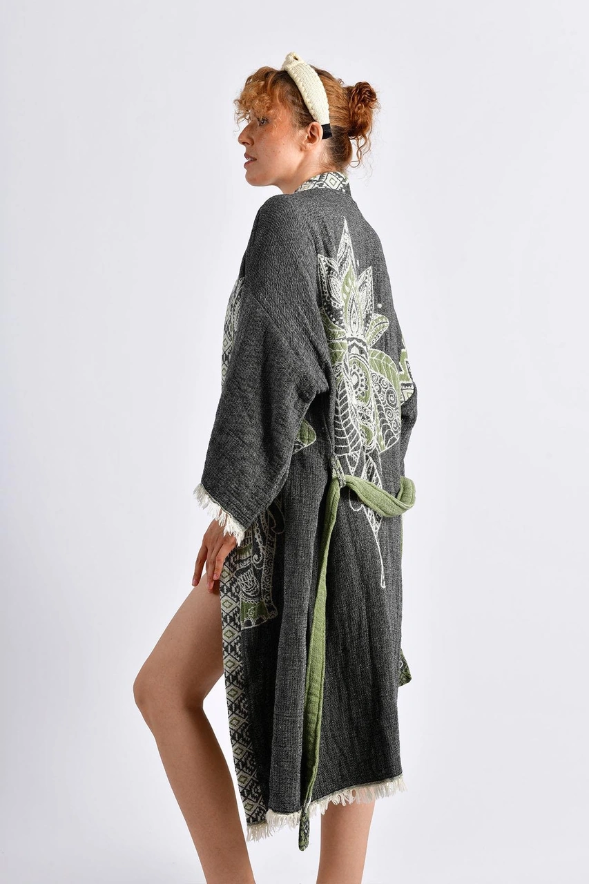 Brandsmithshop Yeşil- Siyah Elephant Kimono Çok Renkli