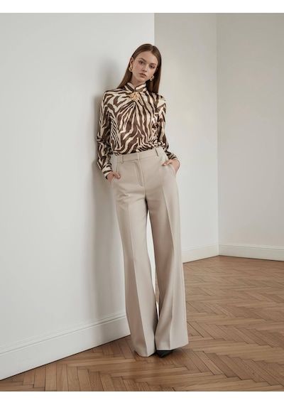 Pera Moda Gold Broşlu Zebra & Batik Desenli Bluz Camel
