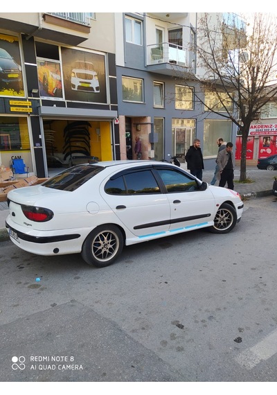 Renault Megane 1 Marşpiyel Boyasız N11.3712
