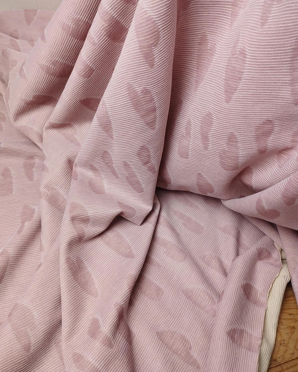 Örme Yumuşak Esnek Kalp Desenli Pembe Krem Renklerde En: 150 Cm-925 Renkli