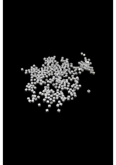 4x3,5 Mm Gri Boncuk Takı Malzemesi 30 Gr 640 Adet