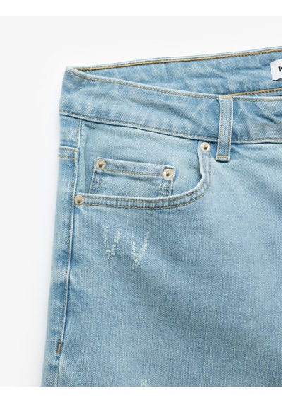 Koton Pamuklu Katlamalı Paça Bermuda Slim Fit Denim Şort Bleach 5sam40001ıd Açık Mavi