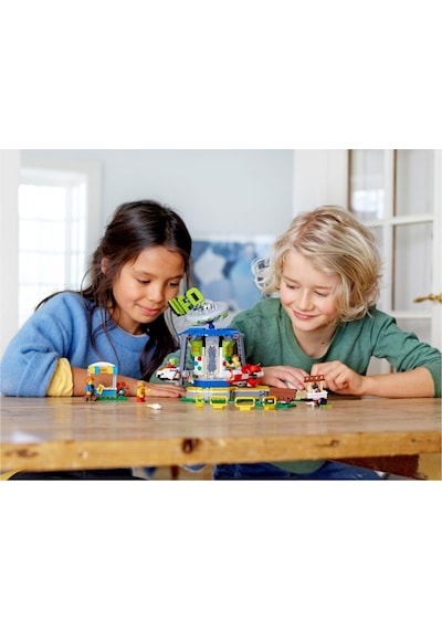 LEGO® Creator 31095 Atlıkarınca 595 Parça