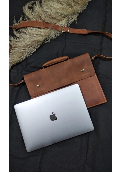Hakiki Dana Derisi Laptop Çantası, El Tutmalı Ve Omuz Askılı, Crazy Taba Rengi, 13-14 Inç, El Dikişli
