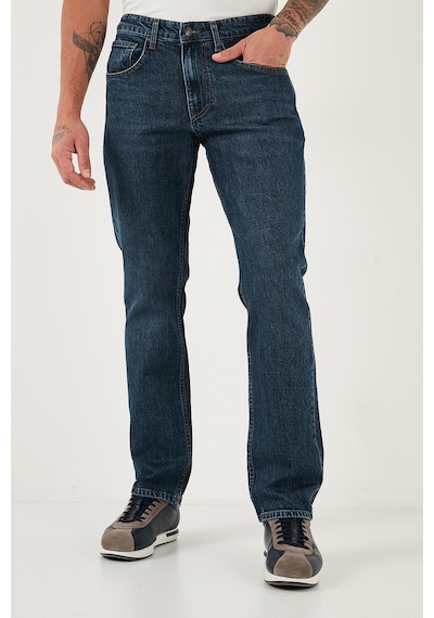 Buratti Streç Pamuklu Comfort Fit Yüksek Bel Boru Paça Jeans Erkek Kot Pantolon 4400C04Texas Mavi Buratti Streç Pamuklu Comfort Fit Yüksek Bel Boru Paça Jeans Erkek Kot Pantolon 4400C04Texas Mavi