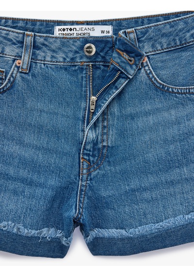 Koton Pamuklu Düğmeli Normal Bel Katlı Paça Mini Denim Şort Orta İndigo 6sal40231md