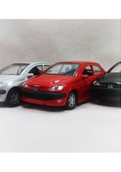 Peugeot 206 - Metal - Çekbrak - Kırmızı 13cm 1:36 Çok Renkli